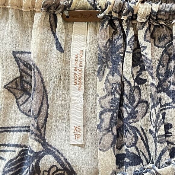 Free People Hendrix Blouse Peasant SemiSheer Boho Festival SIZE XS Floral Tassel - Picture 10 of 12